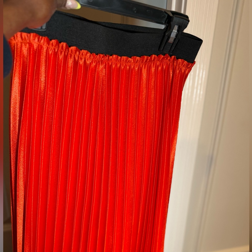 Mango Orange Pleated Skirt Size XS - Picture 8 of 9
